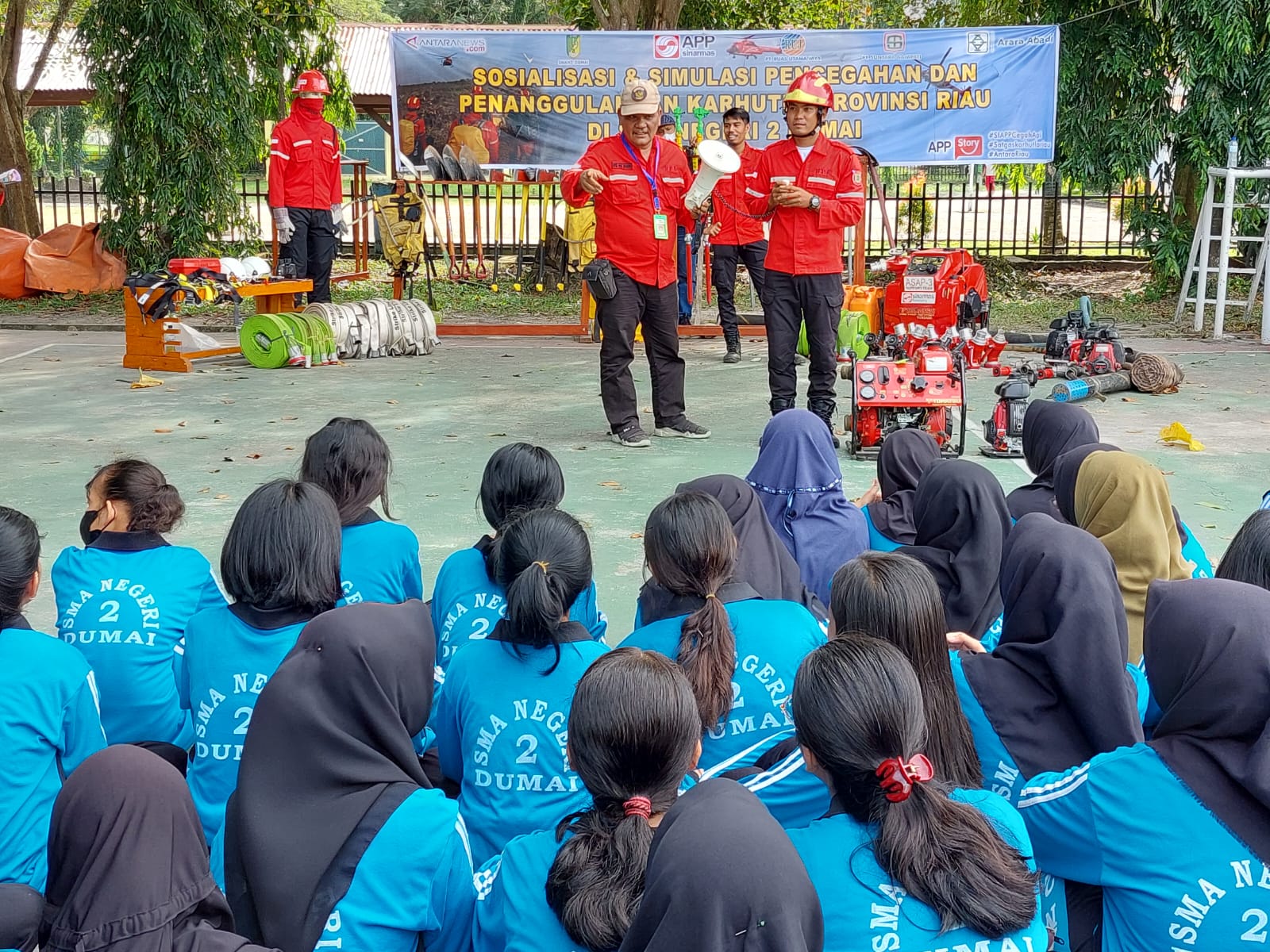 
		Rangkuman Kegiatan APP Sinar Mas Oktober 2022
		
	