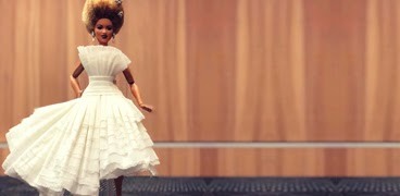 
		Kertas sebagai Media Seni yang Berkelanjutan
		
	