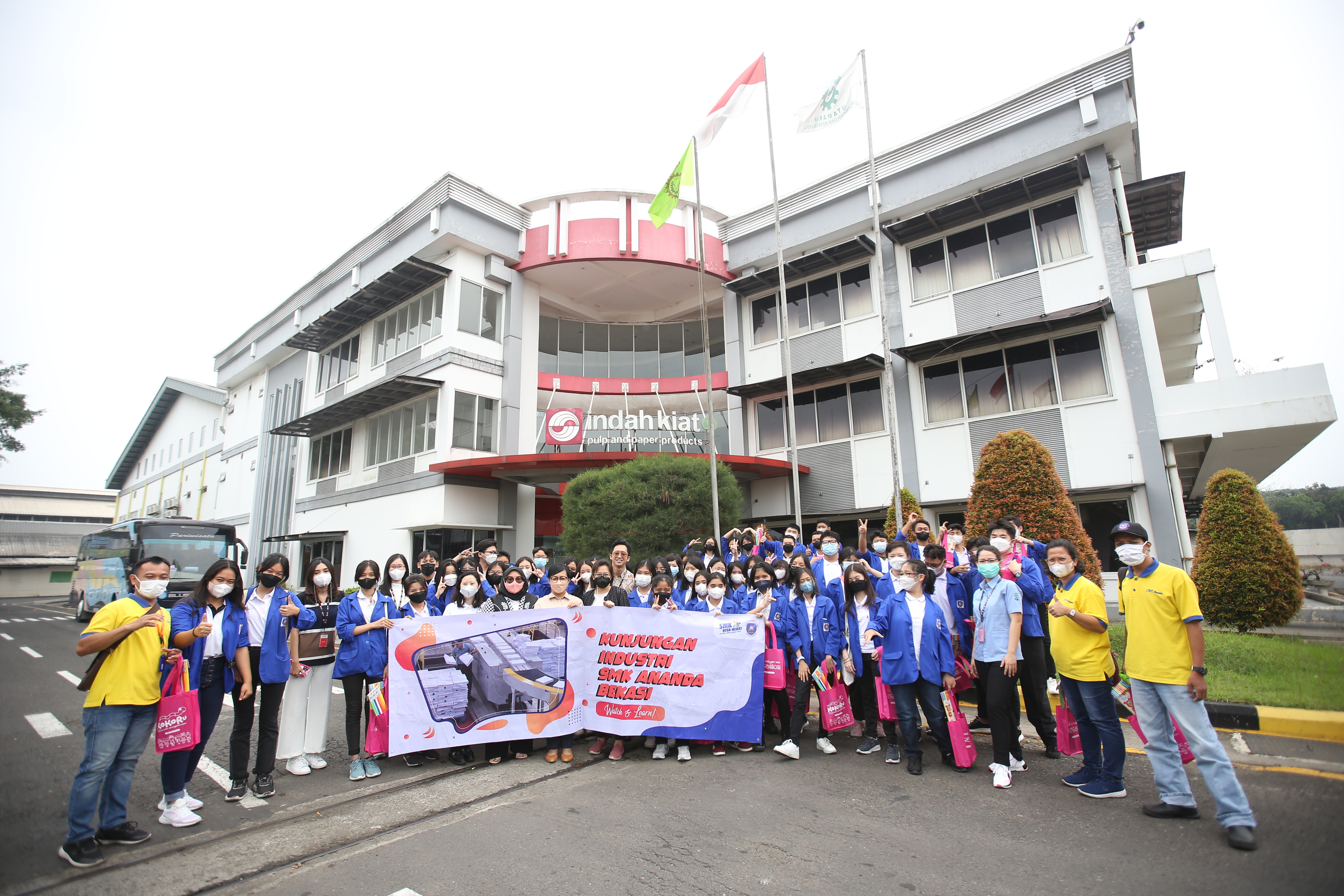 Peran Perusahaan dalam Membina Calon Profesional Memasuki Industri