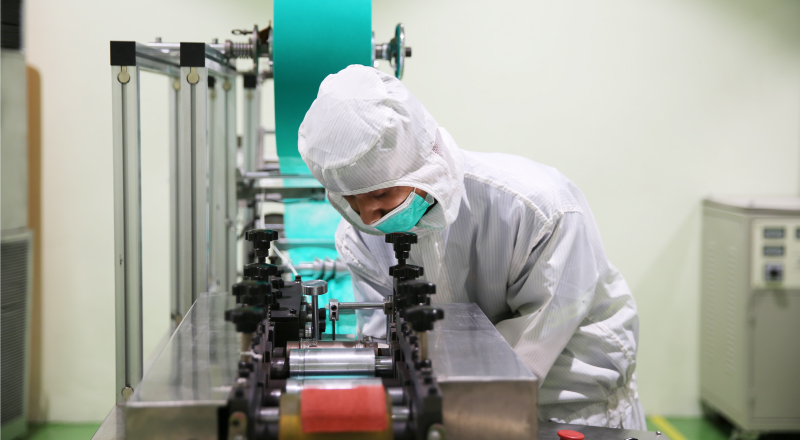 
		
		
		
		
		
		
		
		
		Mengintip Produksi Pembuatan Masker 'Medishield'
		
	