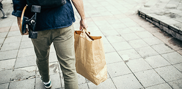 
		Orang-orang Meninggalkan Kantong Plastik: Sekarang Bagaimana?
		
	