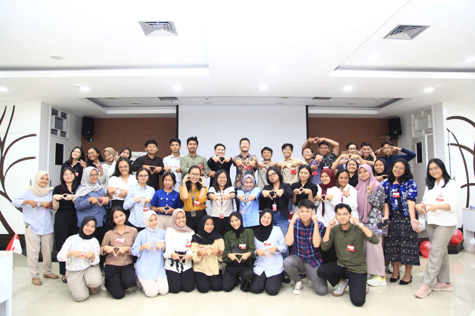 APP Sinar Mas Commits to Developing Young Indonesian Talents