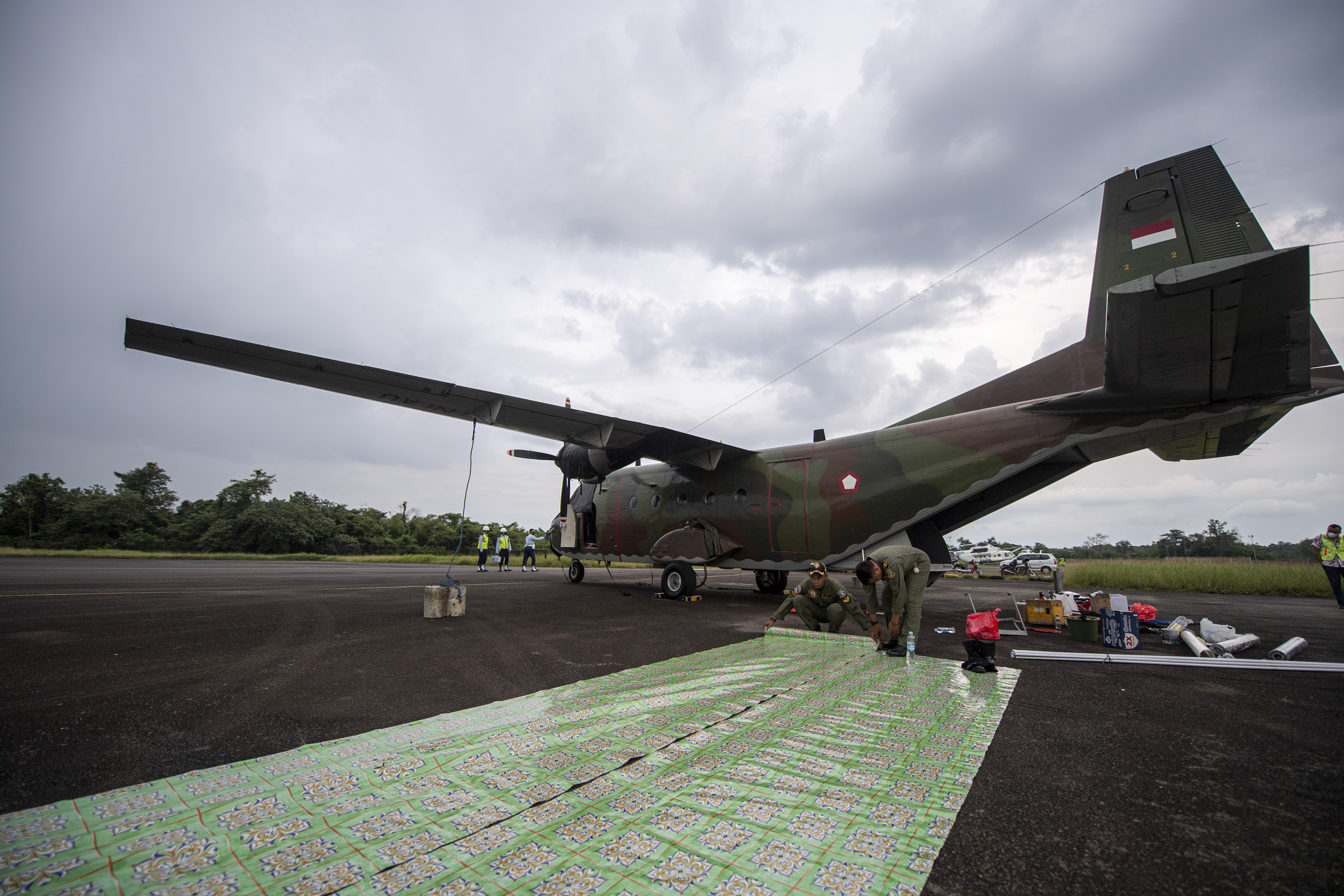 
		Teknologi Modifikasi Cuaca, Cegah Karhutla Sejak Dini
		
	