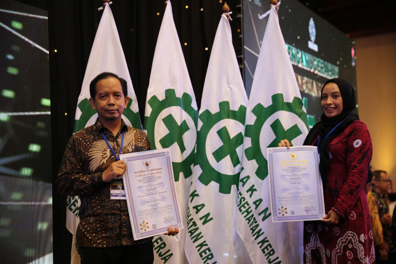 
		28 Unit Usaha dan Mitra Pemasok APP Sinar Mas Raih Penghargaan Manajemen K3 Dari Kemnaker
		
	