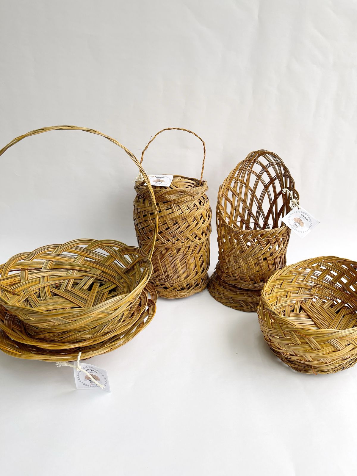 
		Mengubah sampah menjadi harta karun
		
	