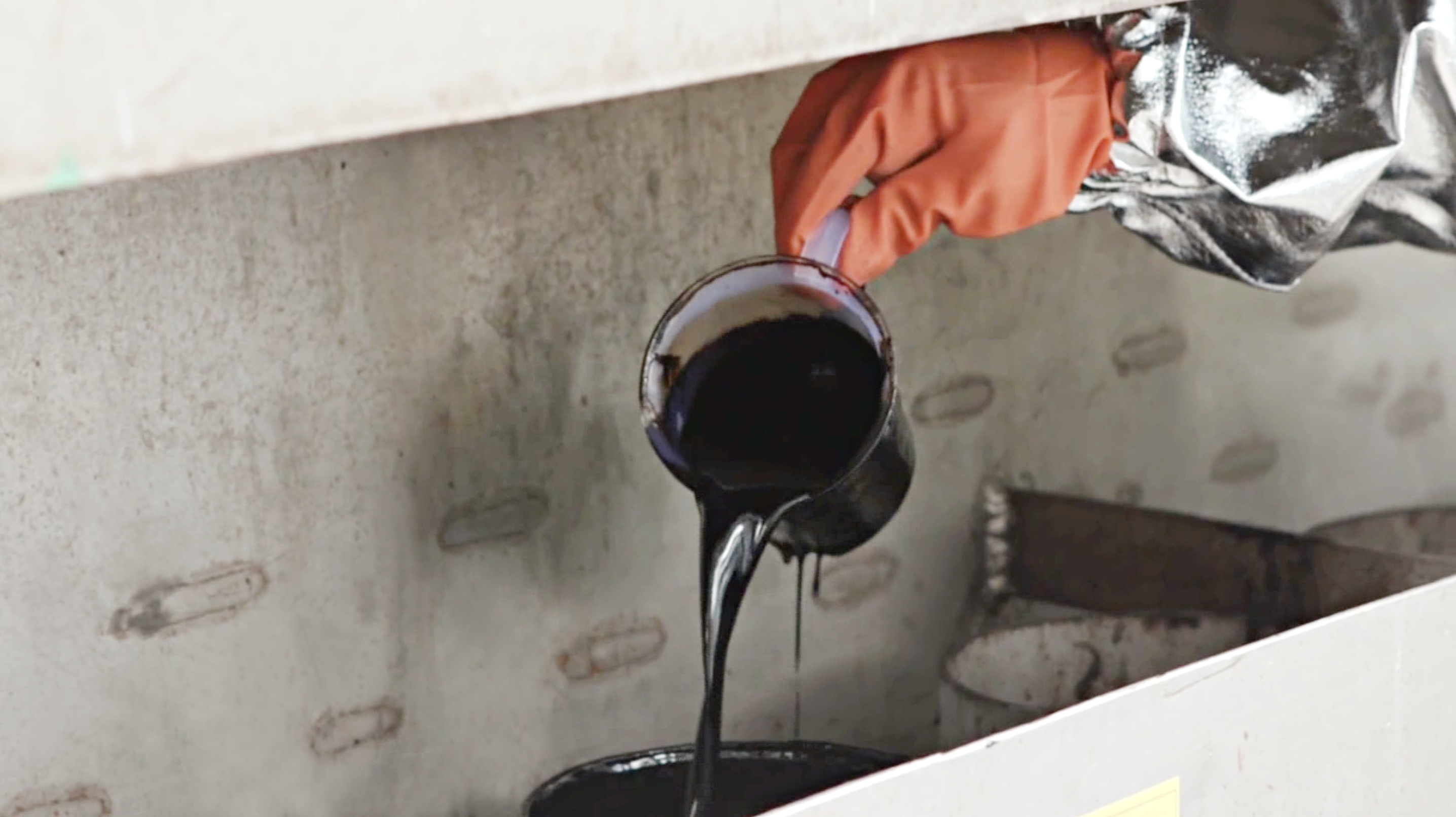 
		Menanamkan budaya inovasi di APP untuk masa depan yang berkelanjutan dan netral karbon
		
	